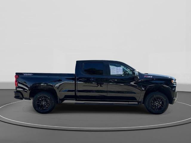 Used 2022 Chevrolet Silverado 1500 LT Trail Boss w/ LPO, Dark Essentials Package image 4