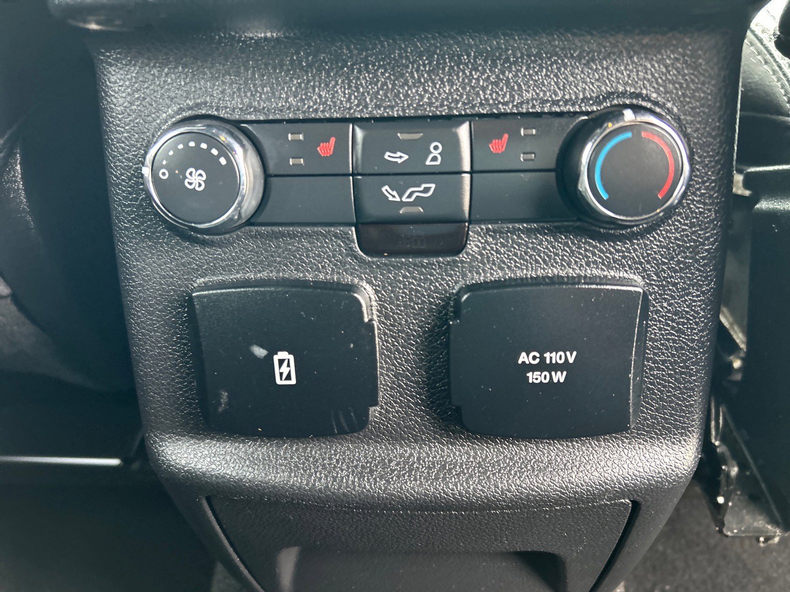 Certified 2019 Ford Explorer Limited w/ Class III Trailer Tow Package image 23