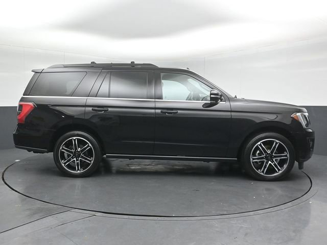 Certified 2020 Ford Expedition Limited w/ Equipment Group 303A image 16