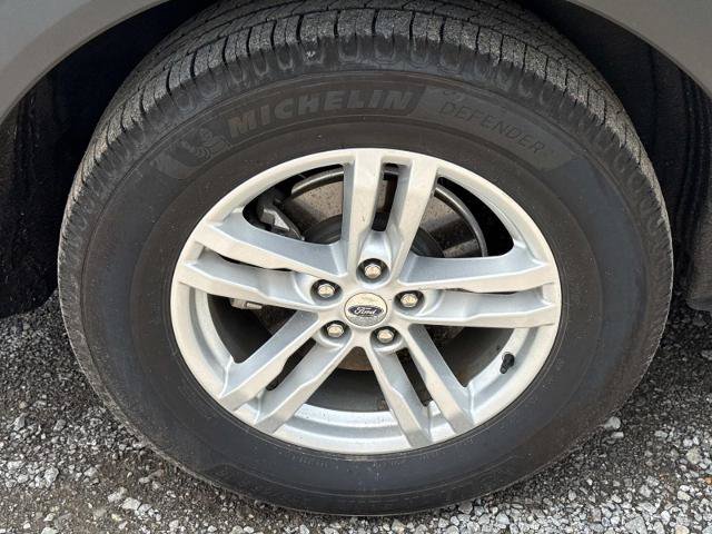 Certified 2020 Ford Explorer XLT w/ Equipment Group 202A RWD image 6