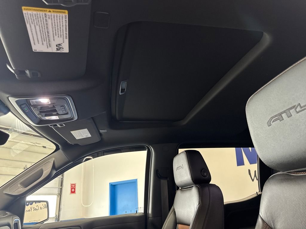 Used 2022 GMC Sierra 1500 AT4 w/ AT4 Premium Package AWD/4WD image 24