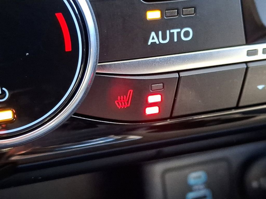 Certified 2022 Ford Escape SEL image 25