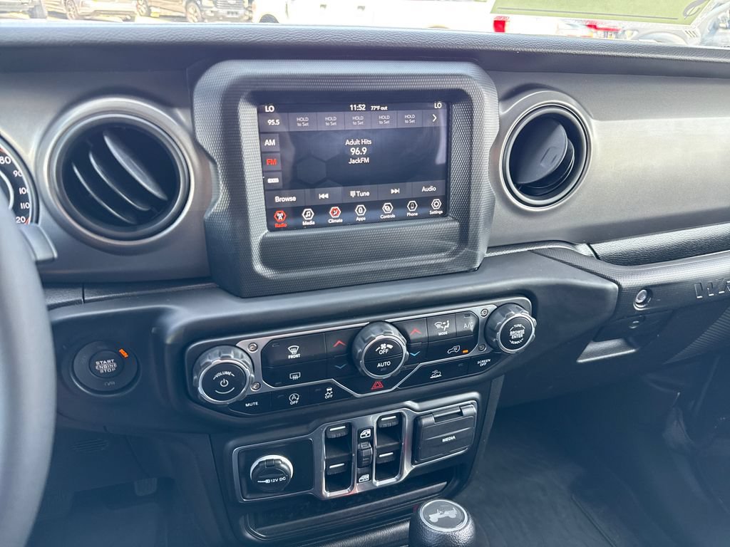 Used 2023 Jeep Wrangler Unlimited Sport AWD/4WD image 18