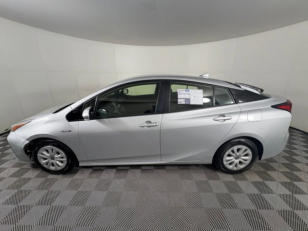 Used 2019 Toyota Prius image 4