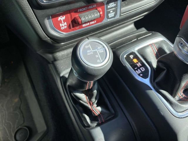 Used 2022 Jeep Gladiator Rubicon w/ Cold Weather Group image 30