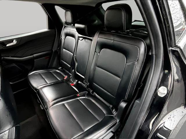 Certified 2024 Ford Escape Platinum AWD/4WD image 23