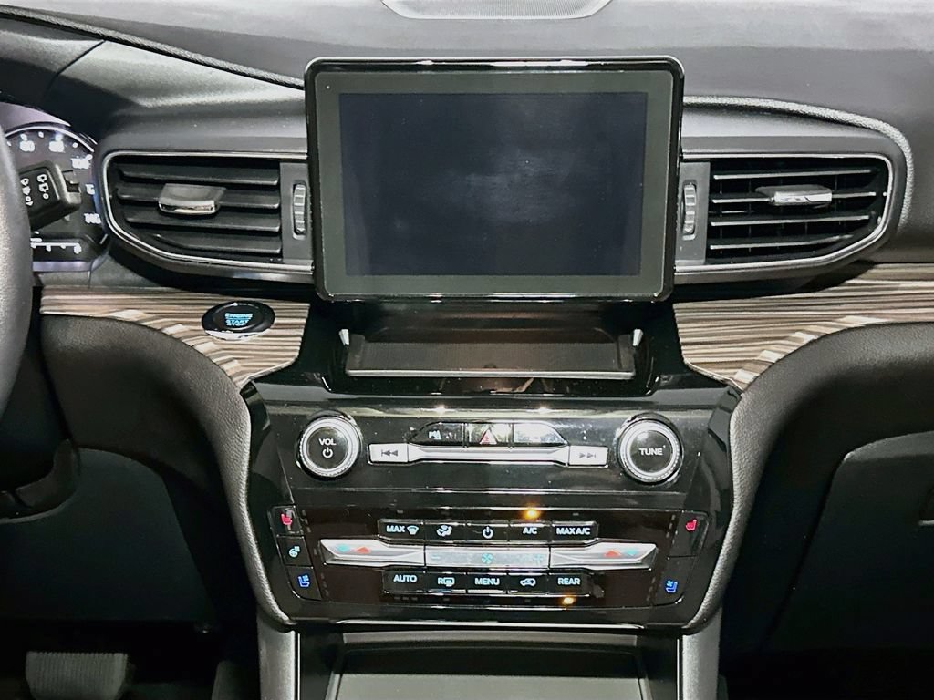 Certified 2023 Ford Explorer Limited AWD/4WD image 12