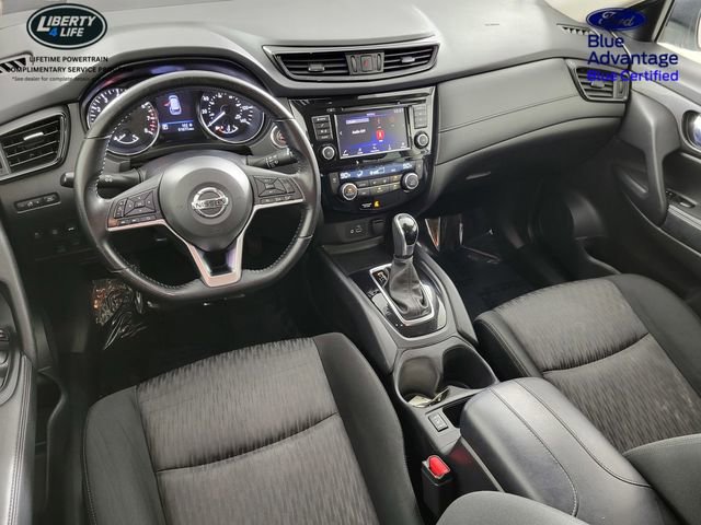 Used 2020 Nissan Rogue SV image 34