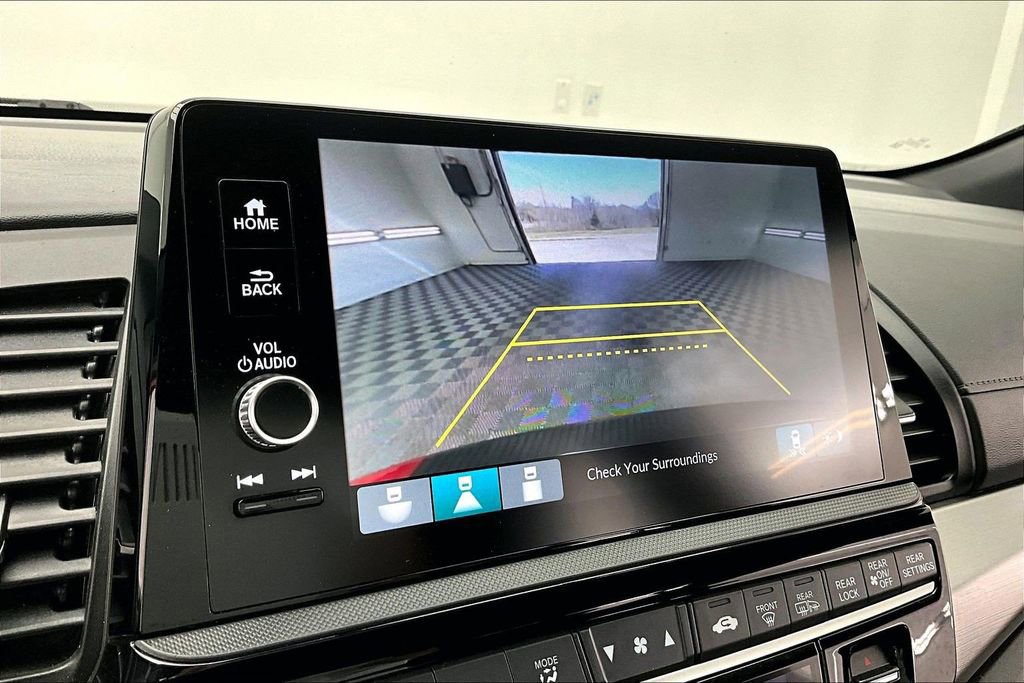 Used 2025 Honda Odyssey Sport-L image 21