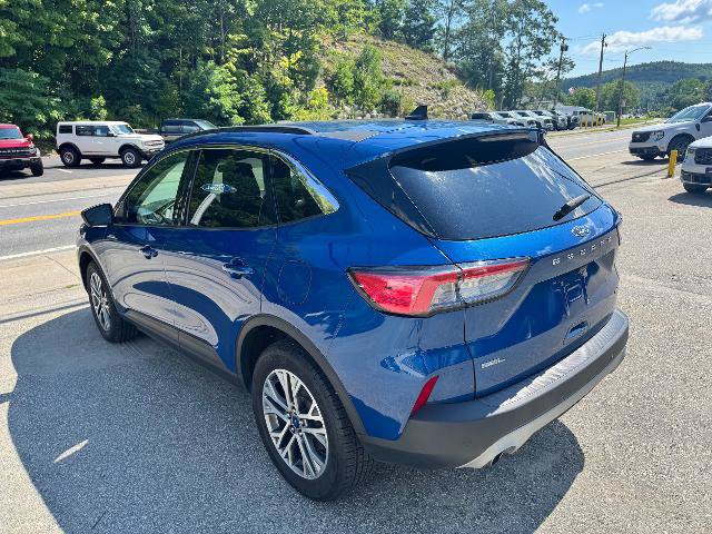 Certified 2022 Ford Escape SEL AWD/4WD image 4