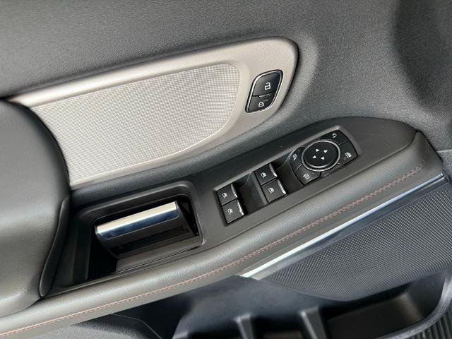 Certified 2025 Ford Expedition Active AWD/4WD image 21