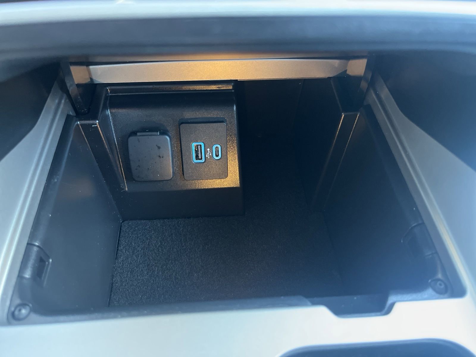 Certified 2023 Ford Explorer XLT AWD/4WD image 27