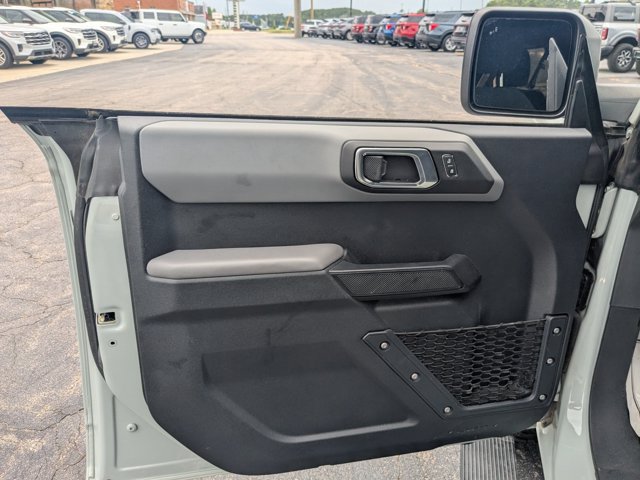 Certified 2022 Ford Bronco Big Bend w/ Sasquatch Package AWD/4WD image 12