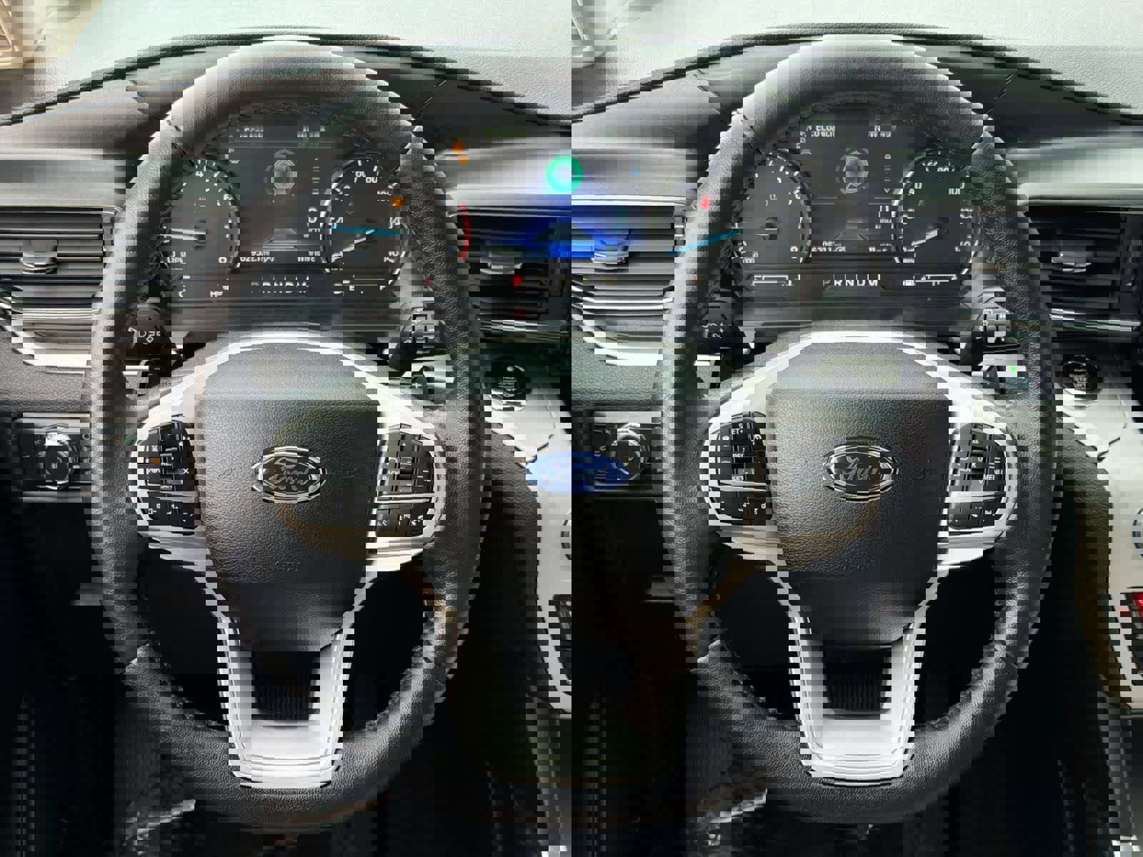 Certified 2020 Ford Explorer XLT w/ Equipment Group 202A image 23