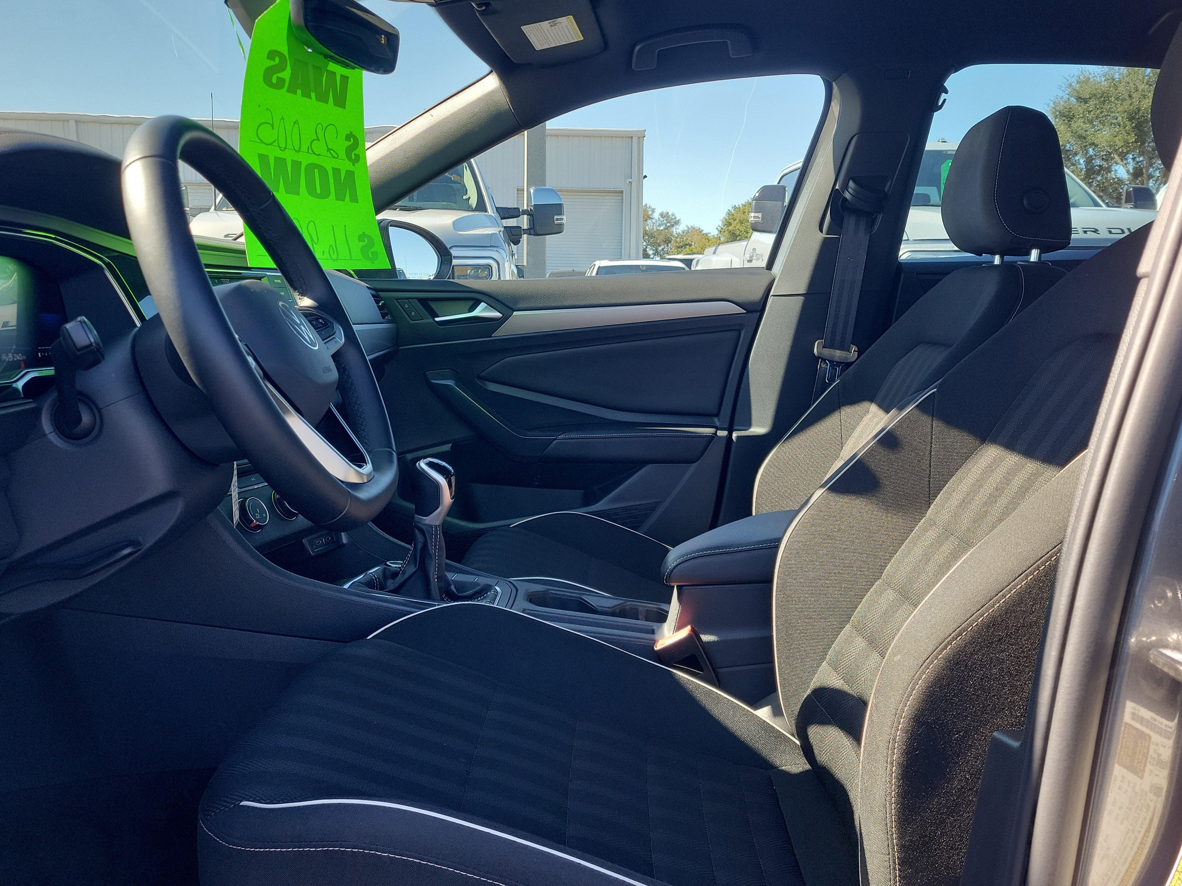 Used 2023 Volkswagen Jetta Sport image 21