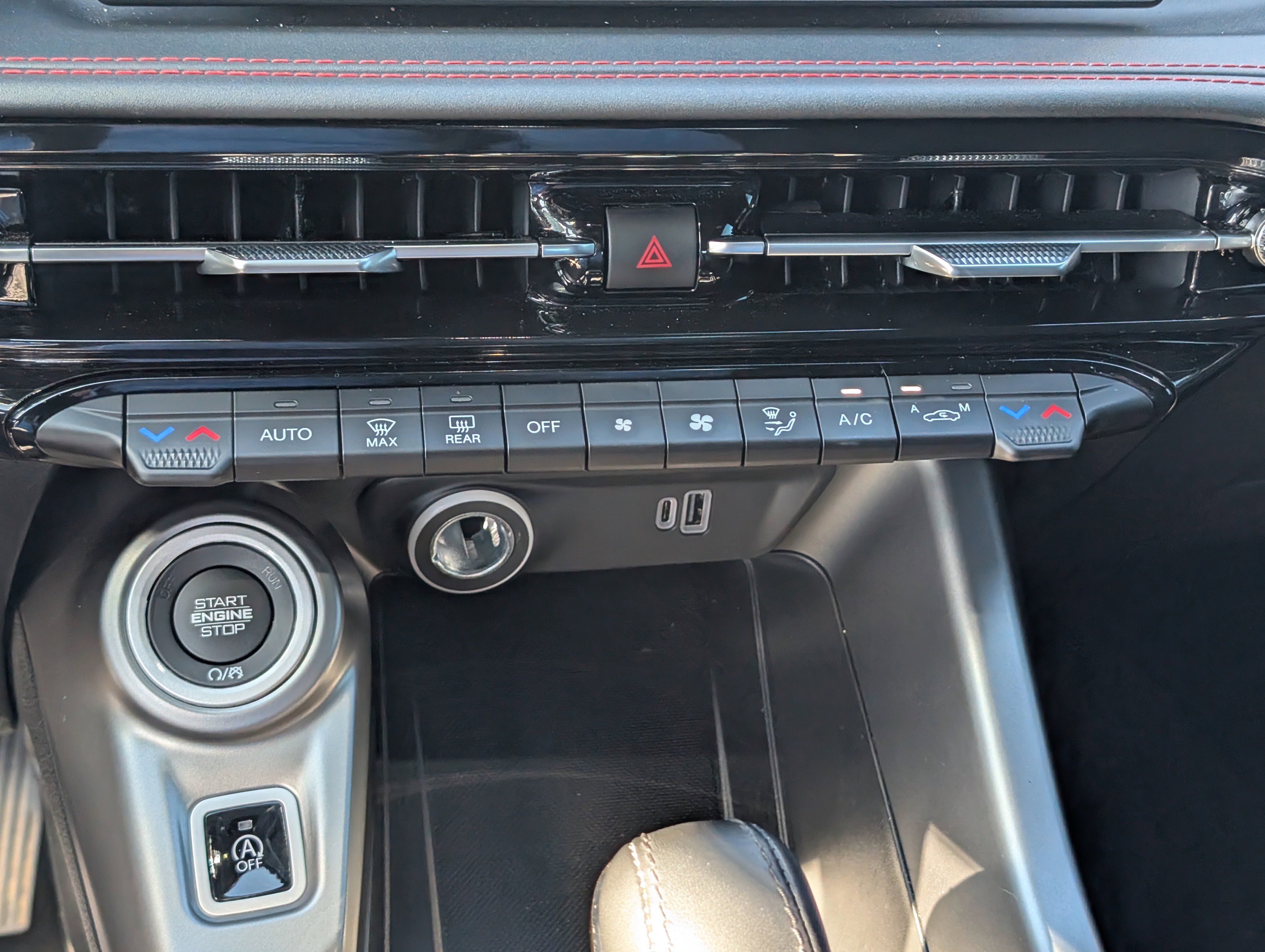 Used 2024 Dodge Hornet GT w/ GT Blacktop Package image 28