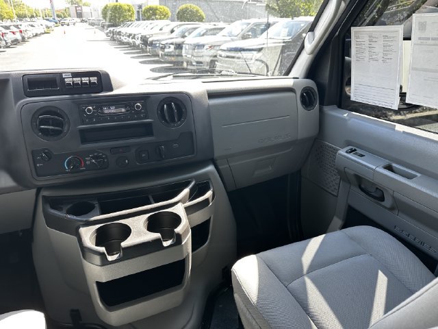 Certified 2022 Ford E-350 and Econoline 350 Super Duty w/ Power Windows & Locks Group RWD image 17