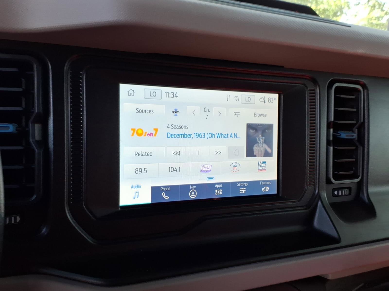 Certified 2022 Ford Bronco Wildtrak AWD/4WD image 12