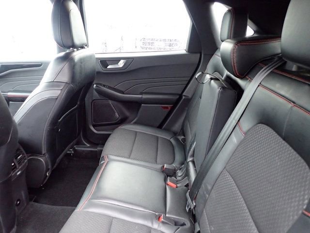 Certified 2024 Ford Escape ST-Line w/ Tech Pack #1 image 17