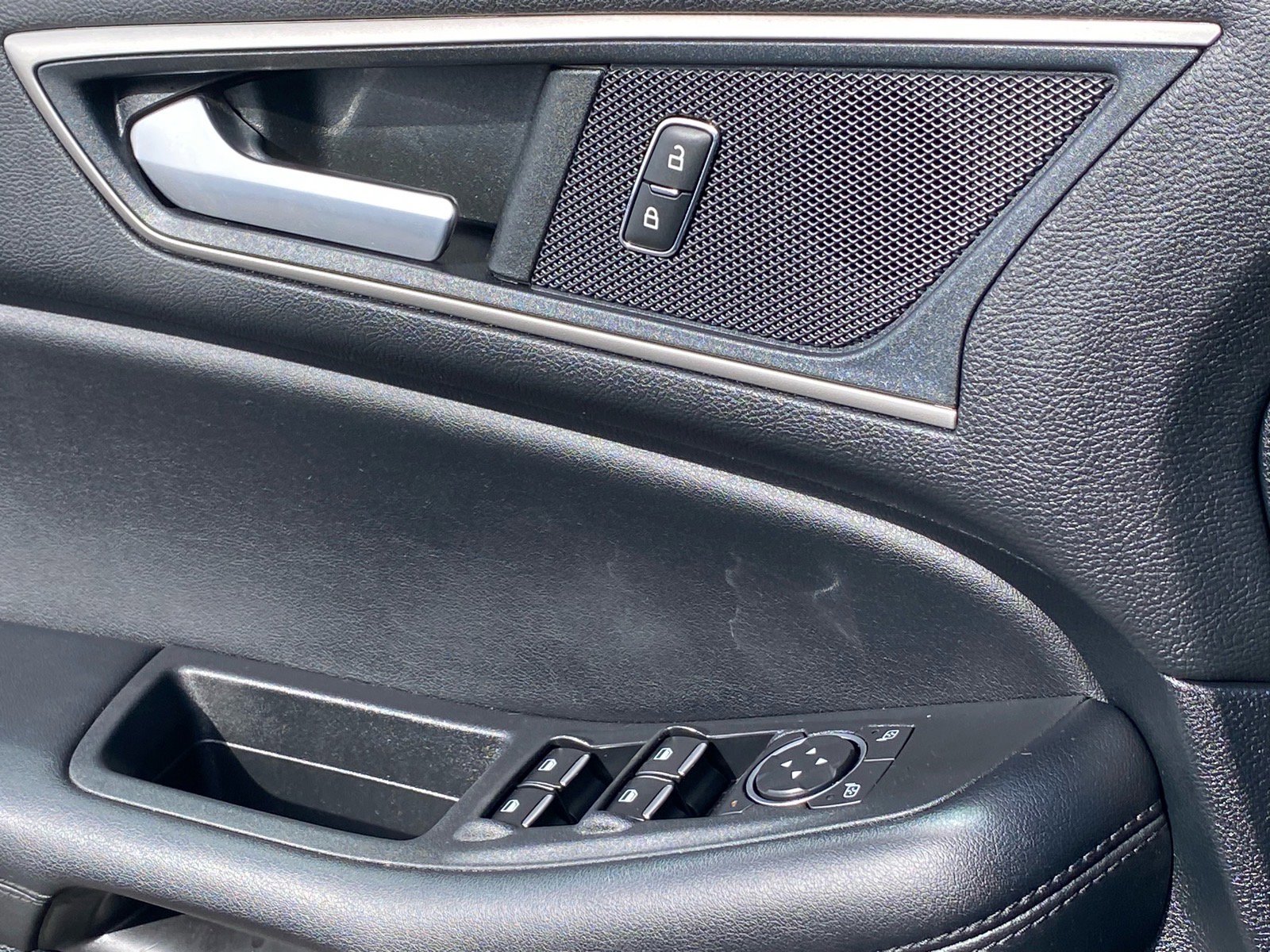 Certified 2022 Ford Edge SEL w/ Convenience Package image 19