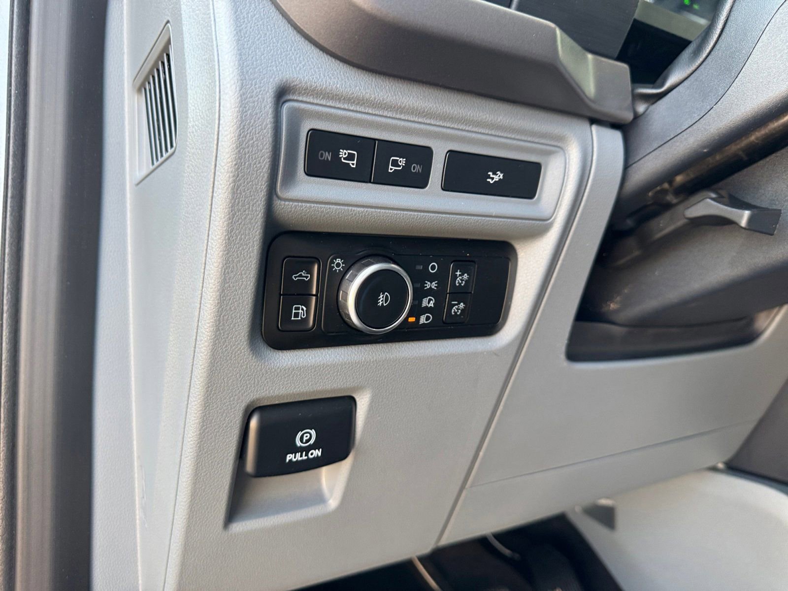 Certified 2024 Ford F150 XLT w/ Equipment Group 302A MID image 20