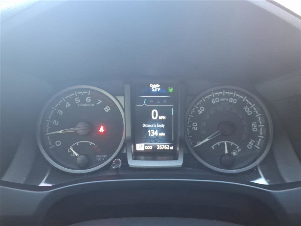 Used 2022 Toyota Tacoma TRD Off-Road image 27