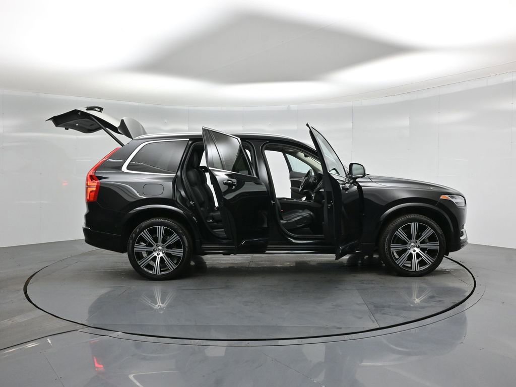 Used 2023 Volvo XC90 B6 Ultimate w/ Protection Package Premier image 33