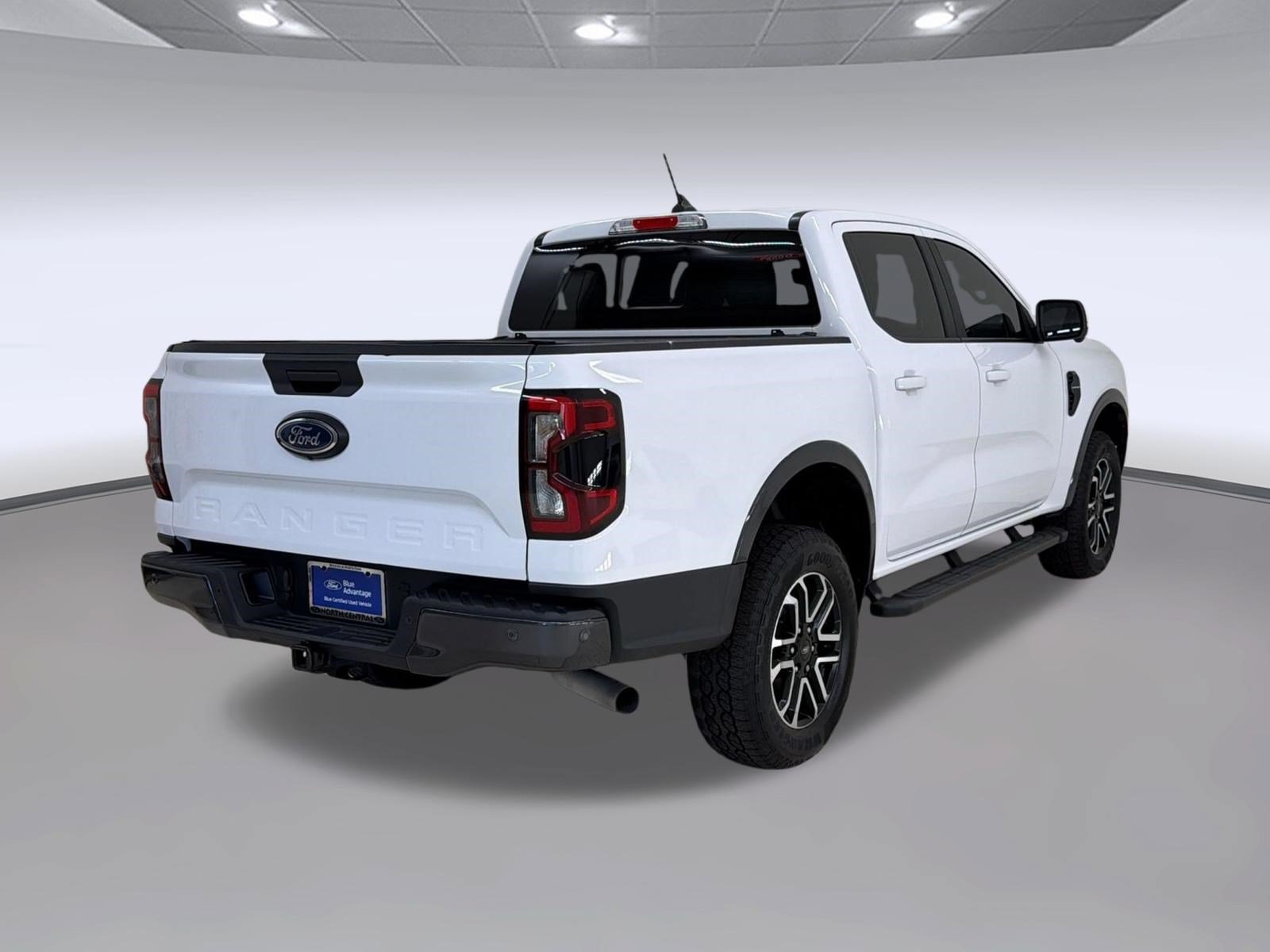 Certified 2024 Ford Ranger Lariat w/ Trailer Tow Package RWD image 9