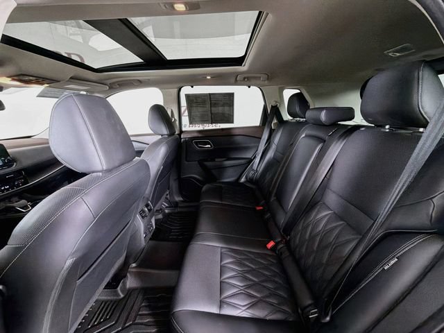 Used 2022 Nissan Rogue Platinum AWD/4WD image 29
