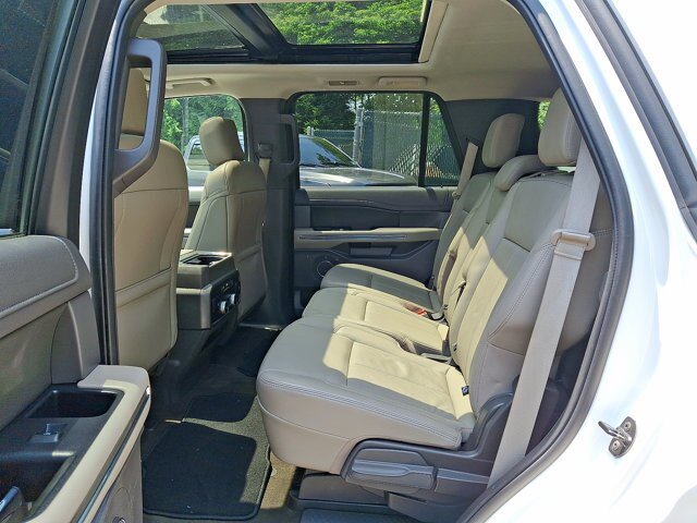 Certified 2020 Ford Expedition XLT w/ Equipment Group 202A AWD/4WD image 11
