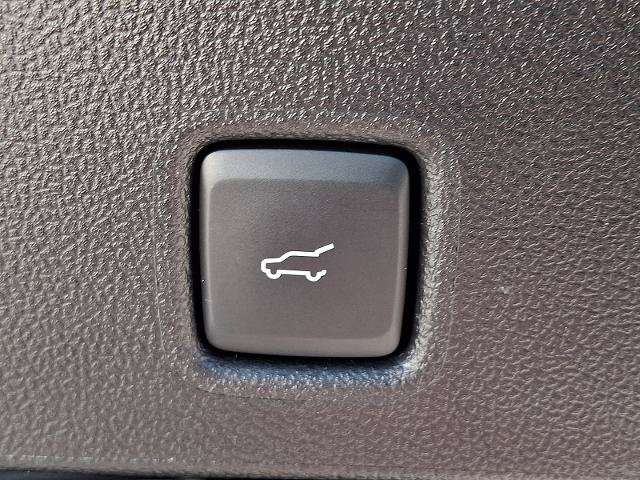 Certified 2026 Ford Escape SE FWD image 30