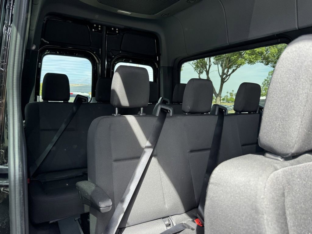 Used 2024 Mercedes-Benz Sprinter 2500 image 10