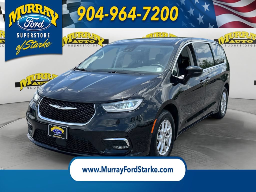 Used 2024 Chrysler Pacifica Touring-L