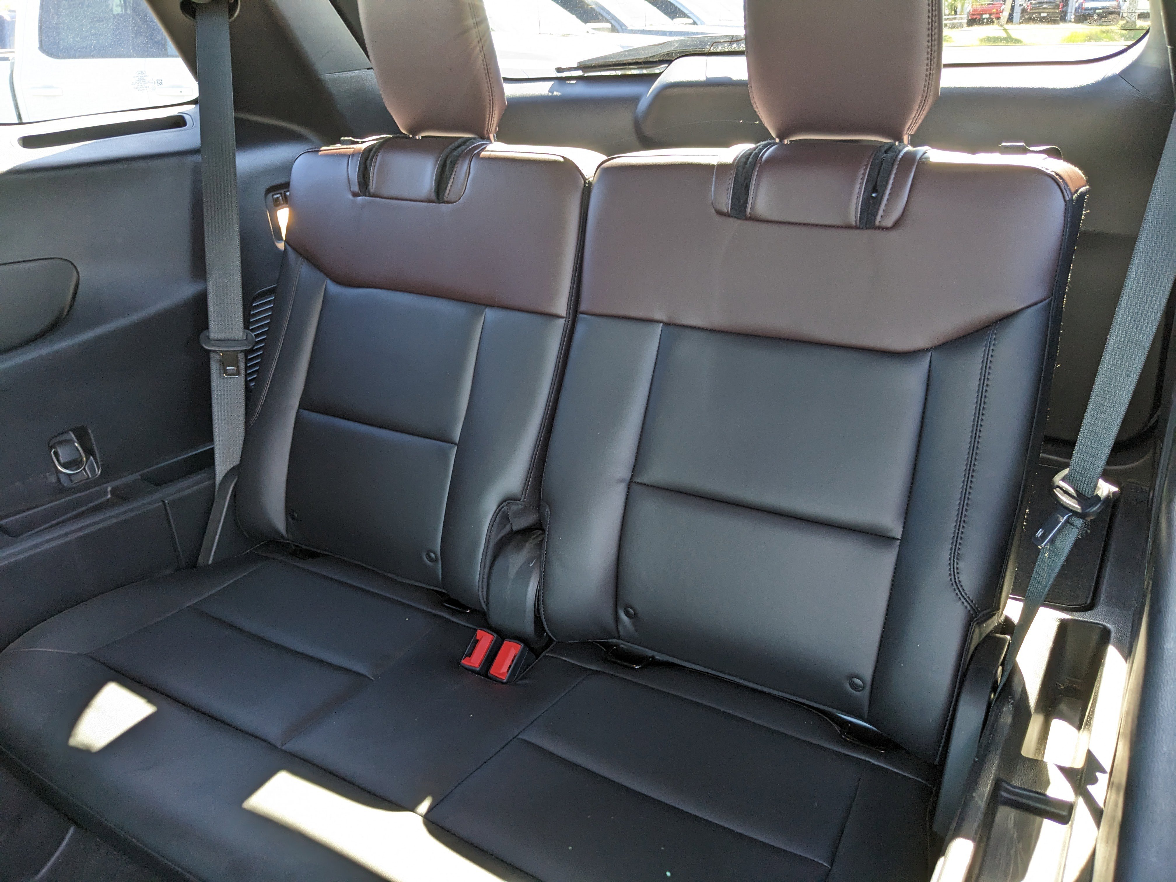 Certified 2022 Ford Explorer Platinum w/ Equipment Group 601A image 19