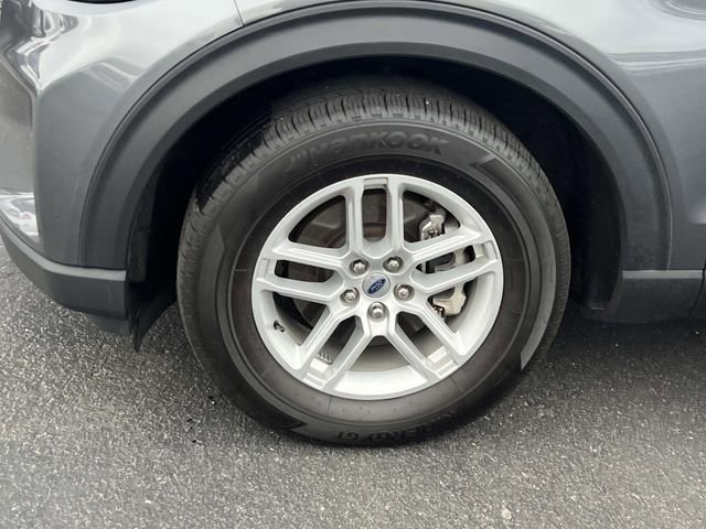 Certified 2025 Ford Explorer Active image 5