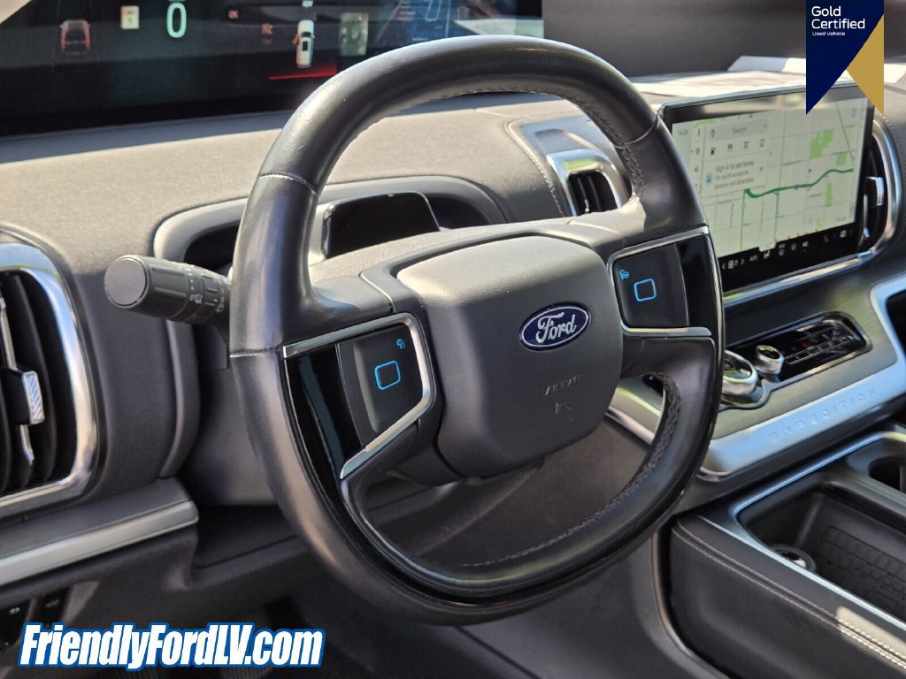 Certified 2025 Ford Expedition Platinum w/ Driver's Package AWD/4WD image 22