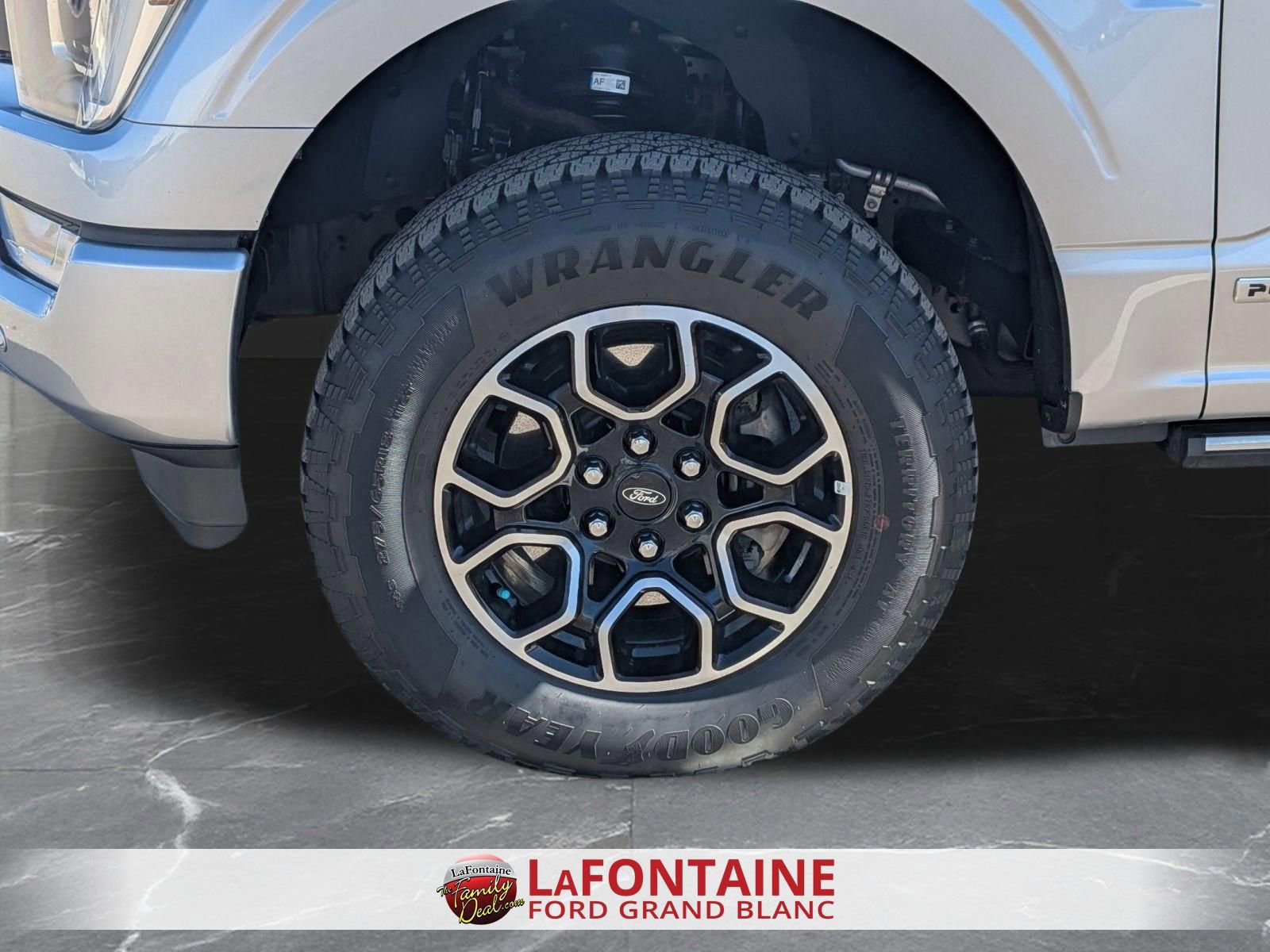 Certified 2022 Ford F150 Lariat w/ Equipment Group 502A High AWD/4WD image 34