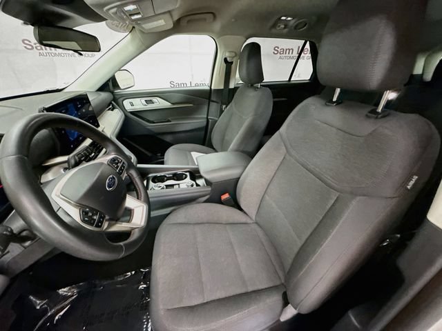 Certified 2025 Ford Explorer Active AWD/4WD image 21