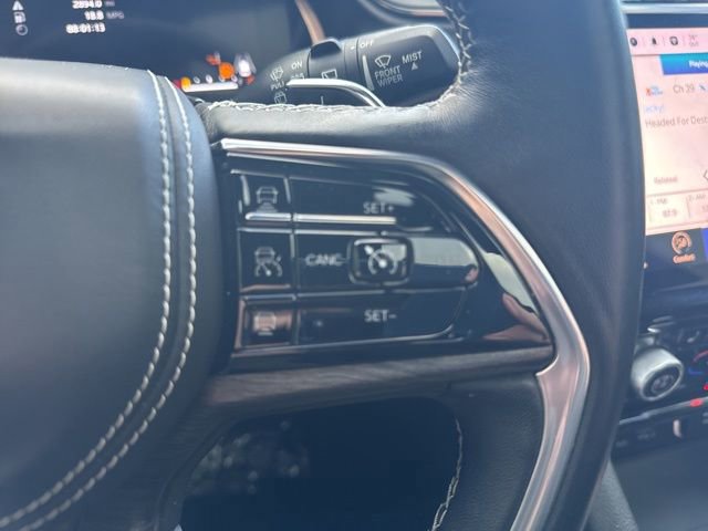 Used 2022 Jeep Grand Cherokee Overland w/ Luxury Tech Group IV image 25