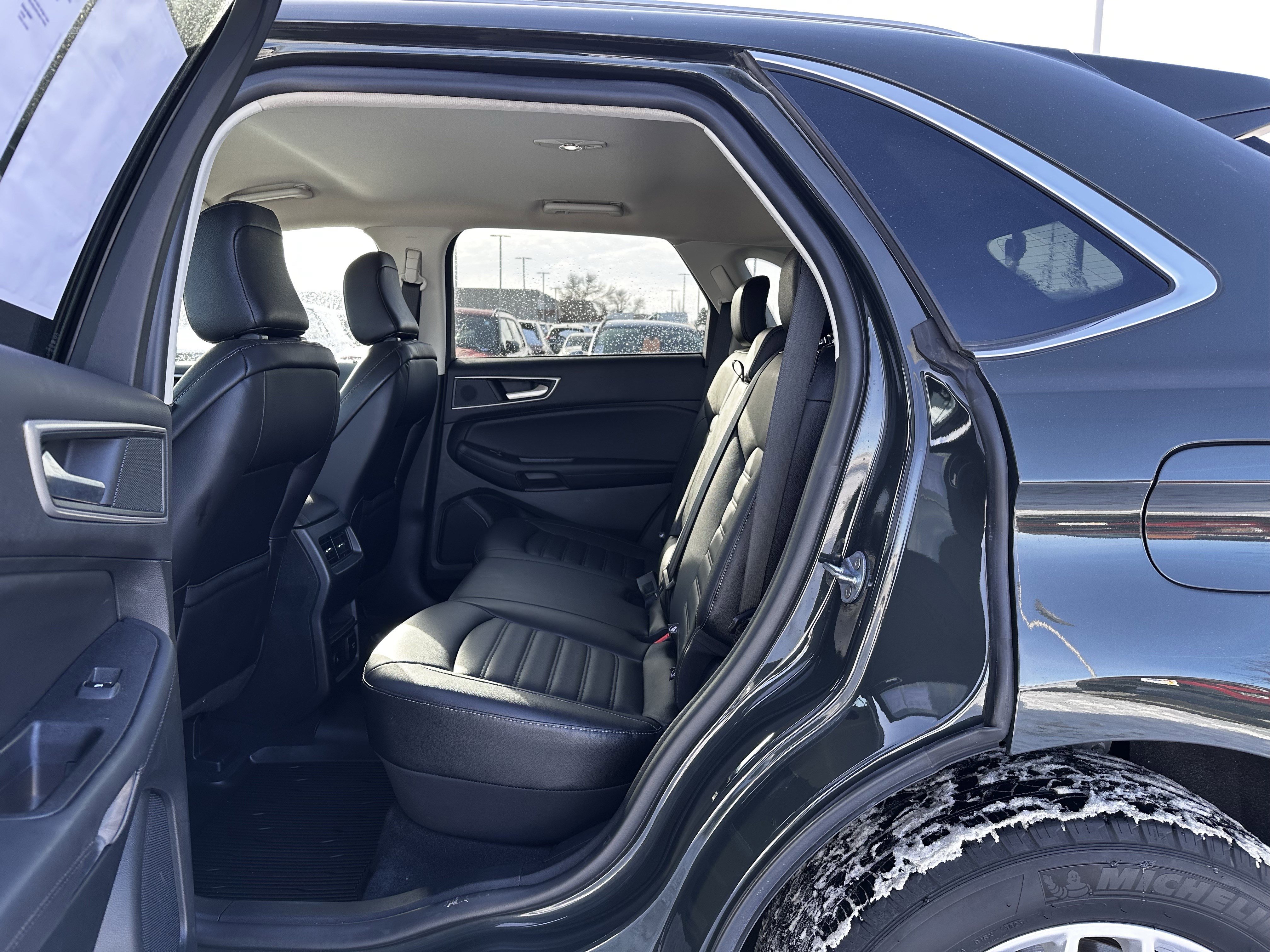 Certified 2024 Ford Edge SEL w/ Convenience Package image 19