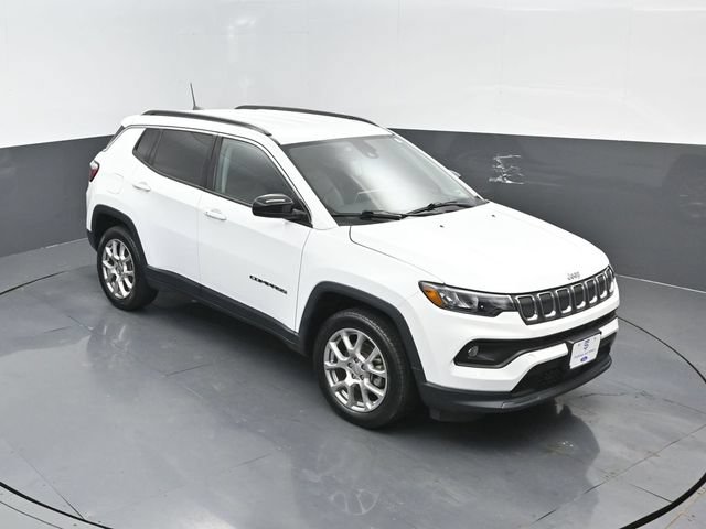 Used 2022 Jeep Compass Latitude AWD/4WD image 20
