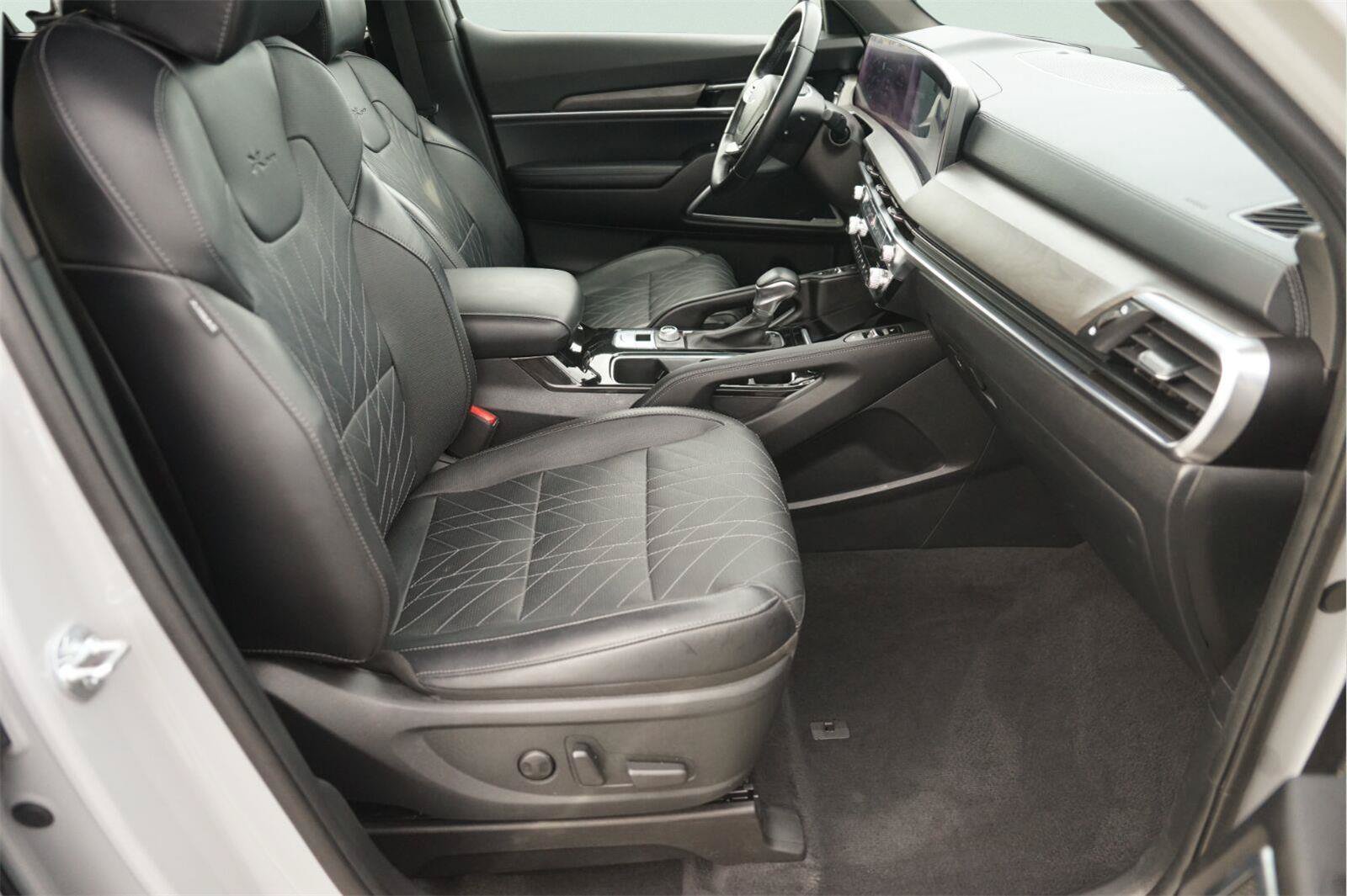 Used 2024 Kia Telluride SX Prestige X-Pro AWD/4WD image 19