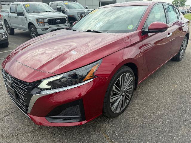 Used 2023 Nissan Altima 2.5 SL AWD/4WD image 4