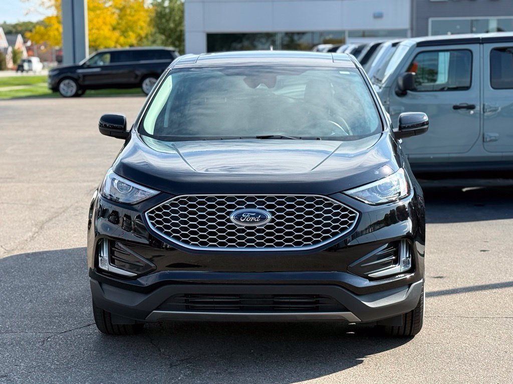 Certified 2024 Ford Edge SEL w/ Convenience Package AWD/4WD image 31