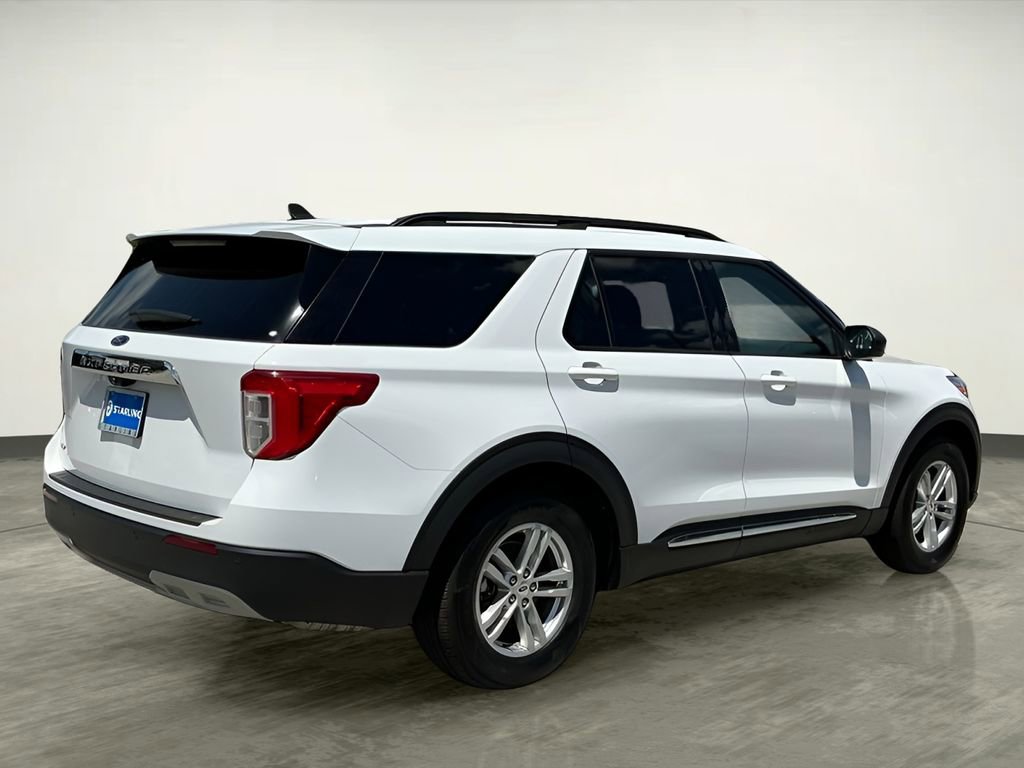 Certified 2023 Ford Explorer XLT w/ Equipment Group 202A RWD image 8