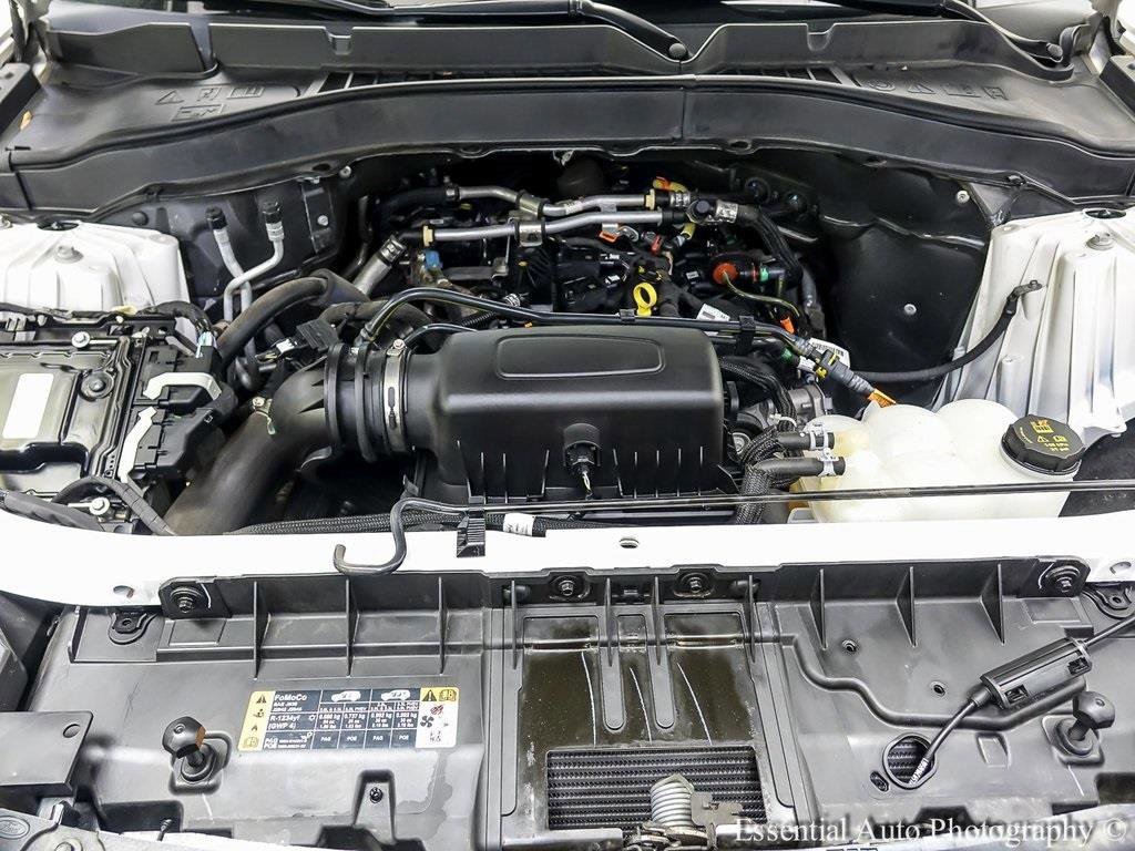 Certified 2021 Ford Explorer XLT image 28