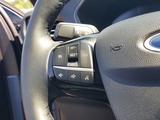 Certified 2023 Ford Escape Active AWD/4WD image 18