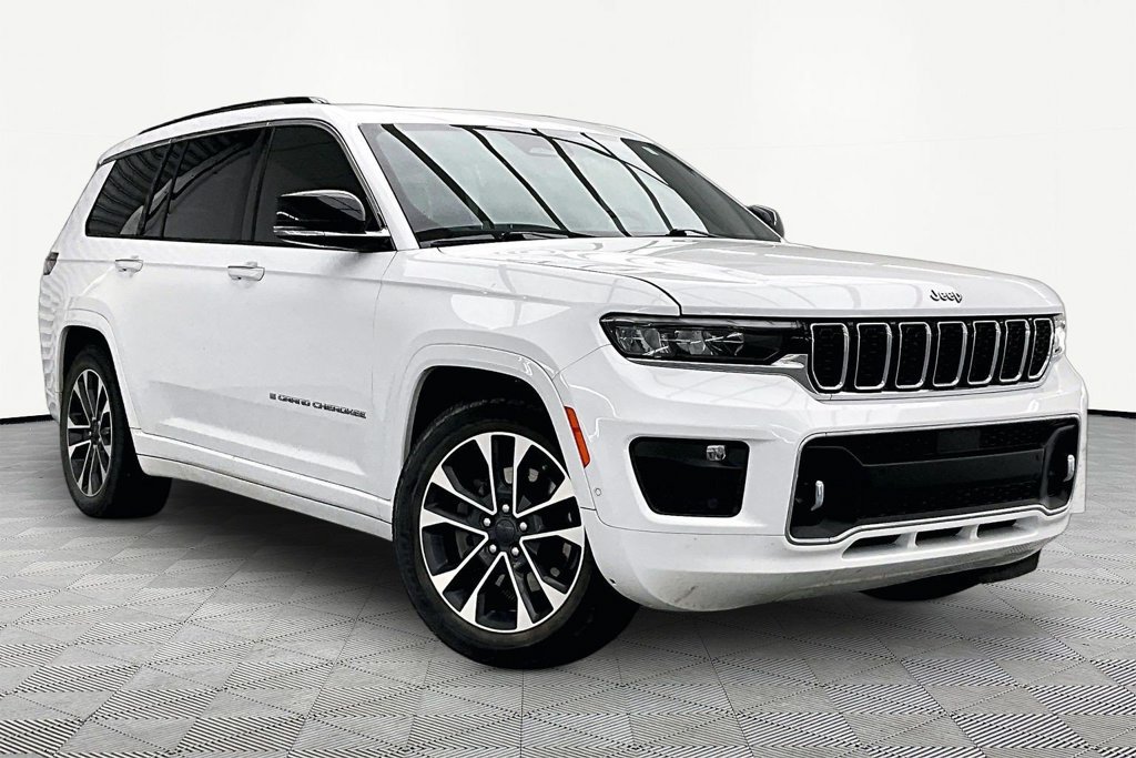 Used 2022 Jeep Grand Cherokee L Overland w/ Luxury Tech Group IV AWD/4WD image 12