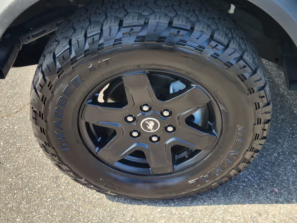 Certified 2023 Ford Bronco Black Diamond AWD/4WD image 9