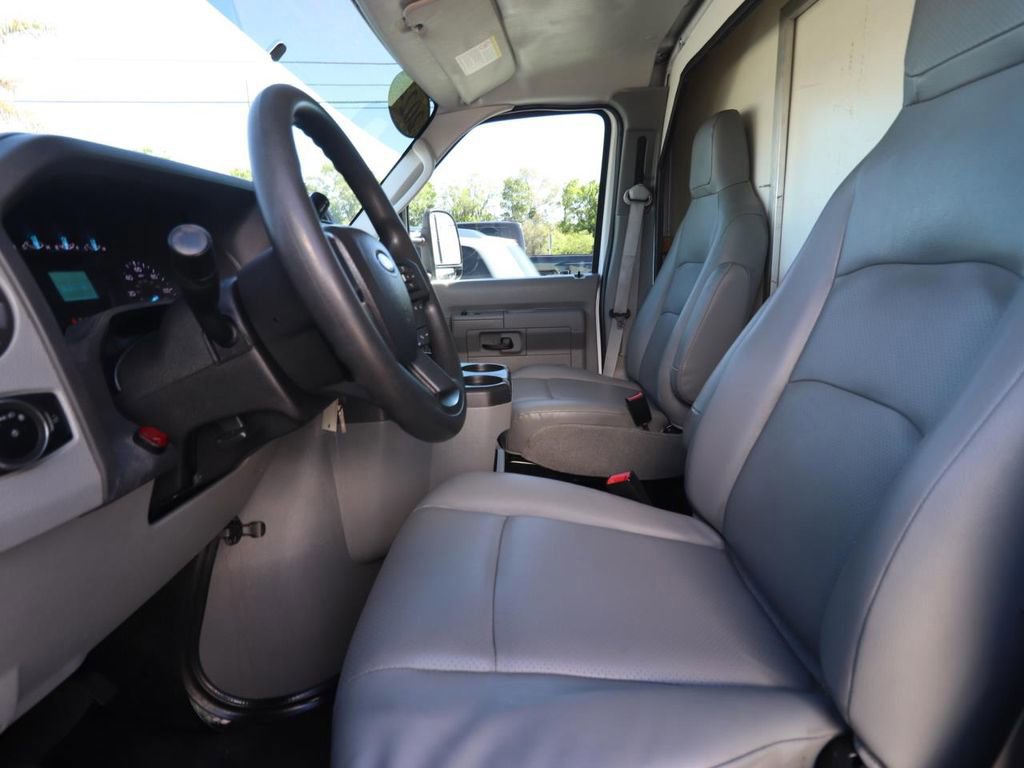 Certified 2024 Ford E-450 and Econoline 450 Super Duty w/ Power Windows & Locks Group image 8